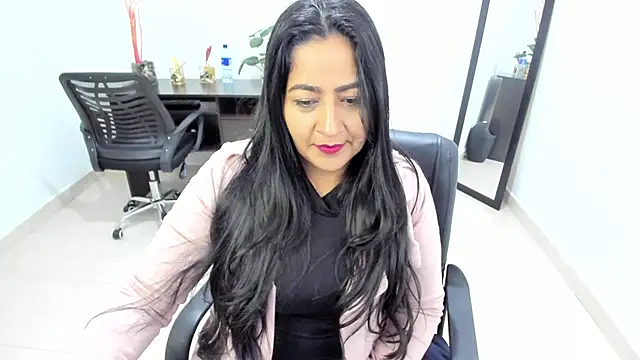 Snapshot of Adele_Sweett chatting on 02.25.25 Adele Sweett online show from 02.25.25