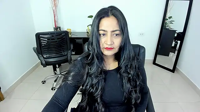 Snapshot of Adele_Sweett chatting on 03.04.25 Adele Sweett online show from 03.04.25