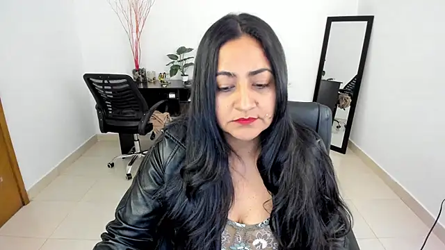 Snapshot of Adele_Sweett chatting on 03.21.25 Adele Sweett online show from 03.21.25