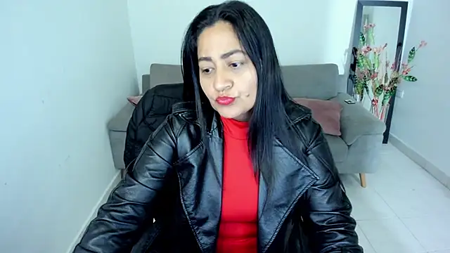 Snapshot of Adele_Sweett chatting on 10.20.25 Adele Sweett online show from 10.20.25