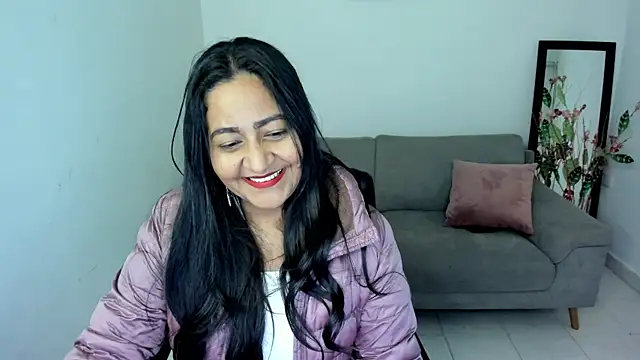 Snapshot of Adele_Sweett chatting on 11.10.25 Adele Sweett online show from 11.10.25