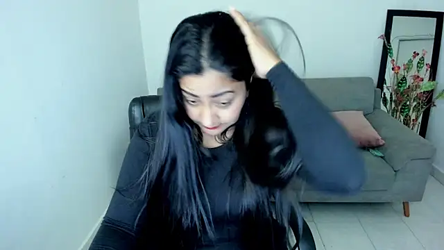 Snapshot of Adele_Sweett chatting on 11.20.25 Adele Sweett online show from 11.20.25