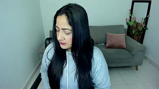 Snapshot of Adele_Sweett chatting on 12.14.25 Adele Sweett online show from 12.14.25