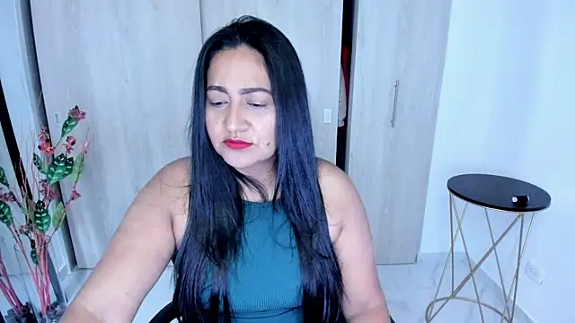 Snapshot of Adele_Sweett chatting on 05.15.26 Adele Sweett online show from 05.15.26