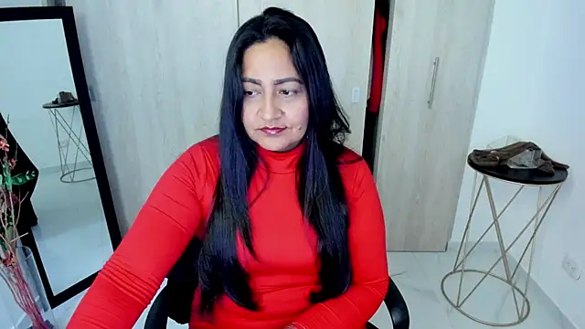 Snapshot of Adele_Sweett chatting on 05.21.26 Adele Sweett online show from 05.21.26