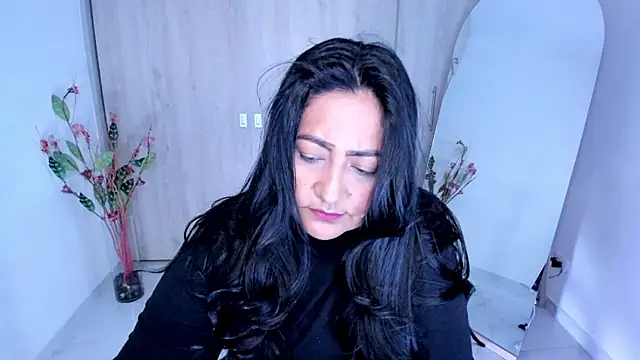 Adele Sweett online show from 07.18.26