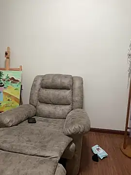 ChuChu1991 online show from 10.20.25