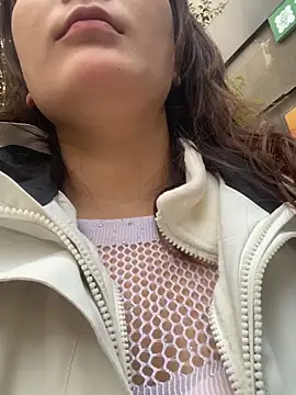 Snapshot of ChuChu1991 chatting on 12.18.25 ChuChu1991 online show from 12.18.25