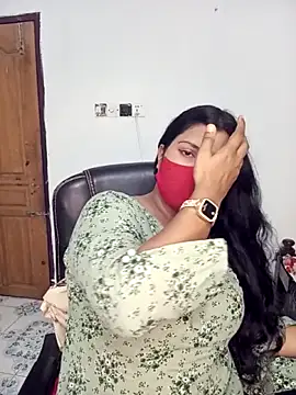 Hot-Angel  online show from 10.18.25