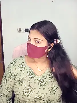 Hot-Angel  online show from 11.04.25