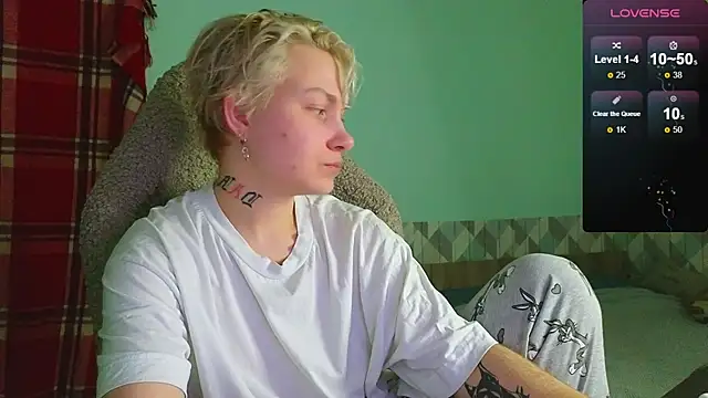 esajukyy online show from 01.04.25