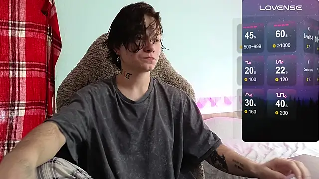 esajukyy online show from 10.18.25