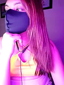 Olivia3 online show from 02.18.25