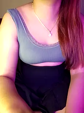 Olivia3 online show from 10.15.25