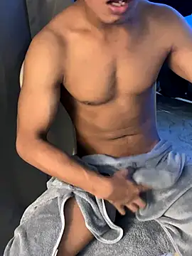 Snapshot of nick__yy chatting on 09.29.25 nick yy online show from 09.29.25