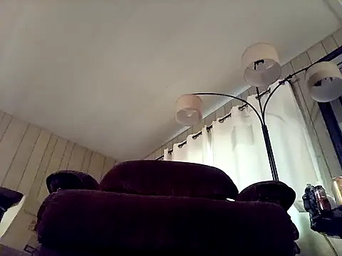 Snapshot of chewciferthered chatting on 12.23.24 chewciferthered online show from 12.23.24