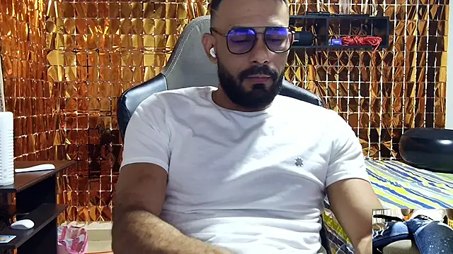 Snapshot of BEN_BLAZE chatting on 01.19.25 BEN BLAZE online show from 01.19.25