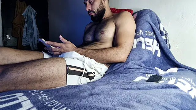 Snapshot of BEN_BLAZE chatting on 02.01.25 BEN BLAZE online show from 02.01.25