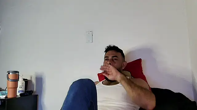 Snapshot of BEN_BLAZE chatting on 02.21.25 BEN BLAZE online show from 02.21.25