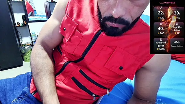 Snapshot of BEN_BLAZE chatting on 03.18.25 BEN BLAZE online show from 03.18.25