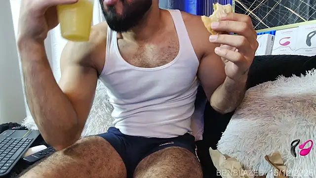 Snapshot of BEN_BLAZE chatting on 12.15.25 BEN BLAZE online show from 12.15.25