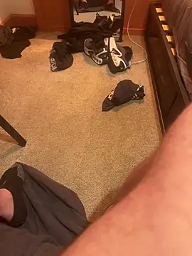 Snapshot of naughtyukcouple chatting on 03.18.25 naughtyukcouple online show from 03.18.25