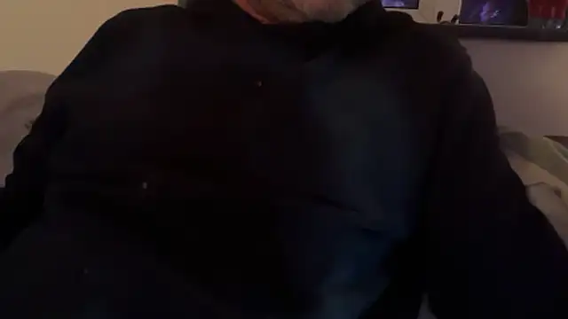 Snapshot of houy111111 chatting on 12.05.25 houy111111 online show from 12.05.25