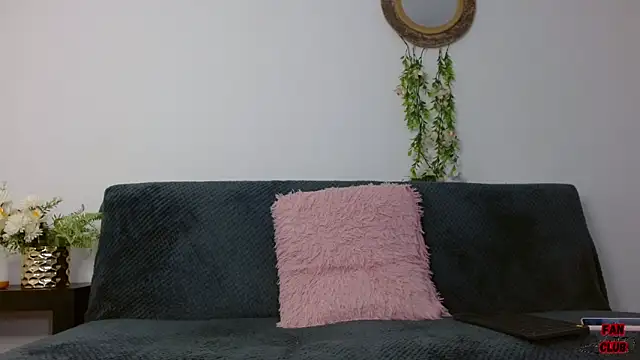 Kendal Mosk online show from 11.27.25