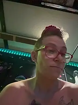 Stonermama666420 online show from 03.04.26