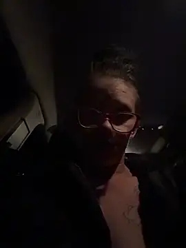 Snapshot of Stonermama666420 chatting on 05.11.26 Stonermama666420 online show from 05.11.26