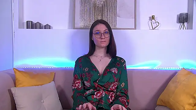 Snapshot of VictoriaArdern chatting on 01.23.25 VictoriaArdern online show from 01.23.25