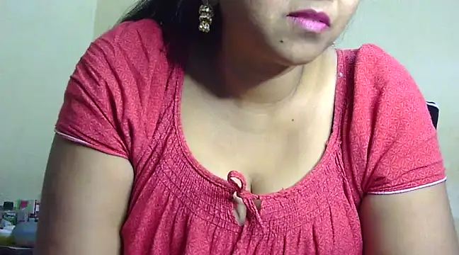 Snapshot of Suhana-sapna chatting on 02.06.25 Suhana-sapna online show from 02.06.25