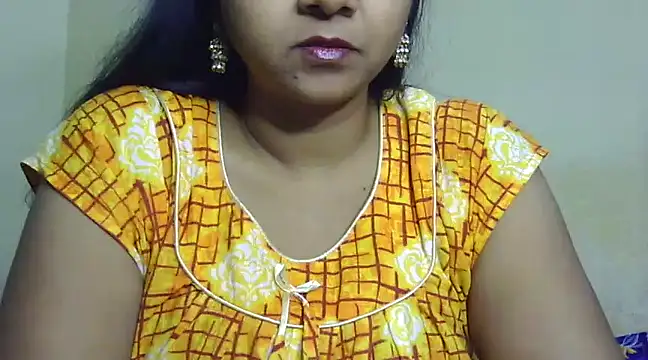 Snapshot of Suhana-sapna chatting on 02.14.25 Suhana-sapna online show from 02.14.25