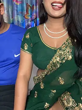 Snapshot of ascuple chatting on 11.05.25 ascuple online show from 11.05.25