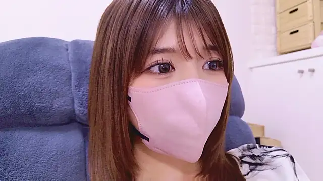 Snapshot of Runarunapi chatting on 09.09.25 Runarunapi online show from 09.09.25