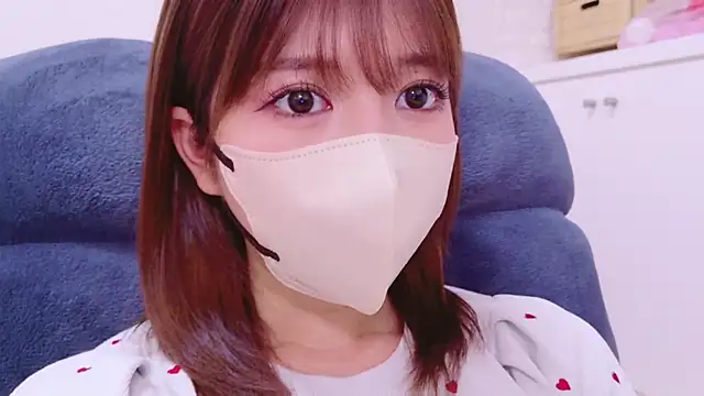 Snapshot of Runarunapi chatting on 09.10.25 Runarunapi online show from 09.10.25