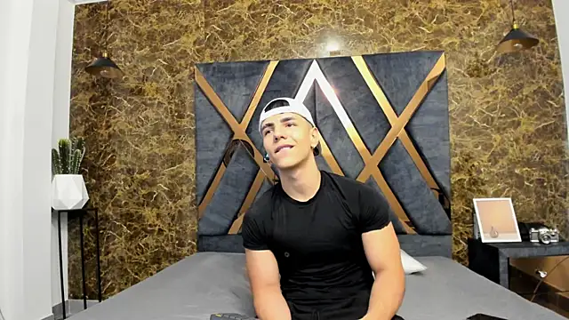 Snapshot of Flynn_Riider chatting on 01.15.25 Flynn Riider online show from 01.15.25