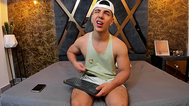 Snapshot of Flynn_Riider chatting on 01.29.25 Flynn Riider online show from 01.29.25