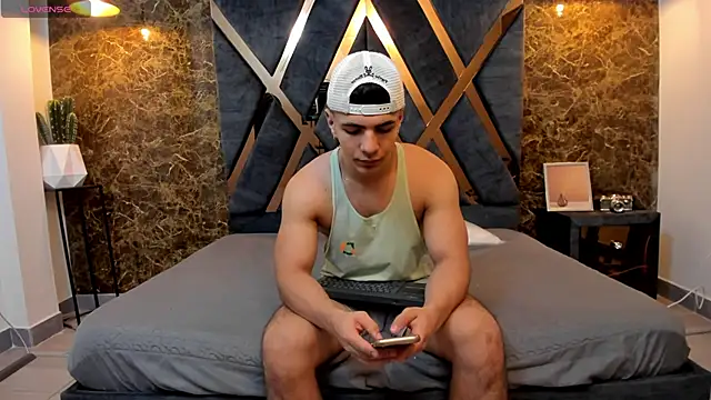 Snapshot of Flynn_Riider chatting on 02.13.25 Flynn Riider online show from 02.13.25