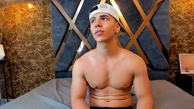 Snapshot of Flynn_Riider chatting on 02.15.25 Flynn Riider online show from 02.15.25