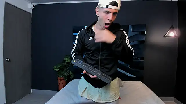 Snapshot of Flynn_Riider chatting on 03.15.25 Flynn Riider online show from 03.15.25