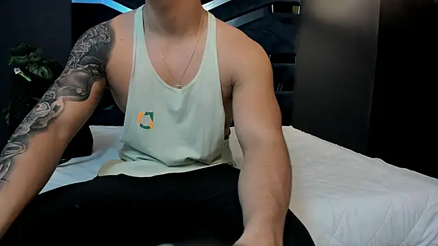 Snapshot of Flynn_Riider chatting on 03.21.25 Flynn Riider online show from 03.21.25