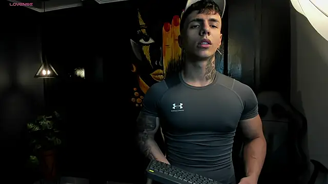 Snapshot of Flynn_Riider chatting on 09.21.25 Flynn Riider online show from 09.21.25