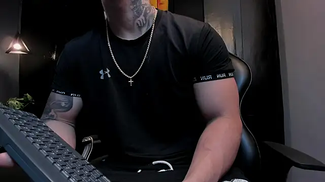 Snapshot of Flynn_Riider chatting on 09.26.25 Flynn Riider online show from 09.26.25