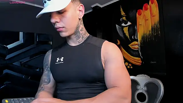 Snapshot of Flynn_Riider chatting on 10.15.25 Flynn Riider online show from 10.15.25