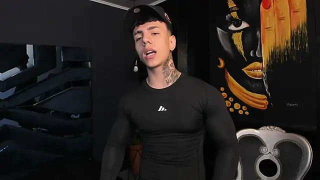 Snapshot of Flynn_Riider chatting on 10.16.25 Flynn Riider online show from 10.16.25