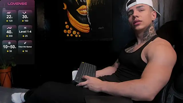 Snapshot of Flynn_Riider chatting on 11.26.25 Flynn Riider online show from 11.26.25