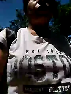 Snapshot of Danna-linyi chatting on 01.29.25 Danna-linyi online show from 01.29.25