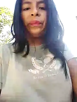 Snapshot of Danna-linyi chatting on 02.01.25 Danna-linyi online show from 02.01.25