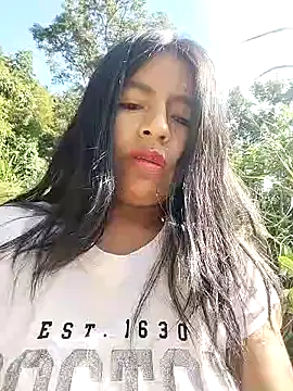 Snapshot of Danna-linyi chatting on 03.09.25 Danna-linyi online show from 03.09.25